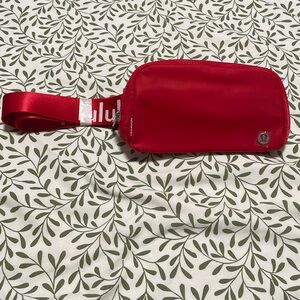 Brand New Lululemon Educator/Employee belt bag